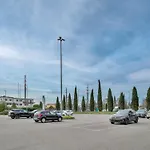 First ホテル