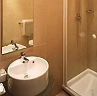 Ξενοδοχείο B&B Hotel First Calenzano