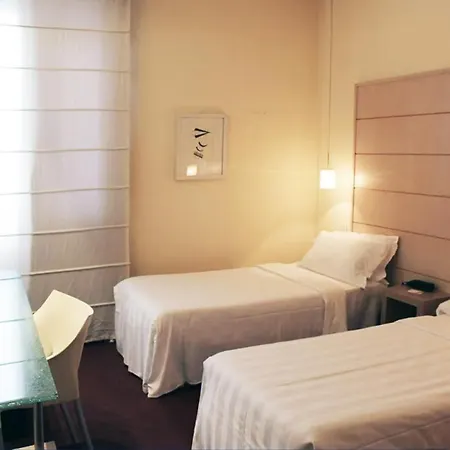 Ξενοδοχείο B&B Hotel First Calenzano