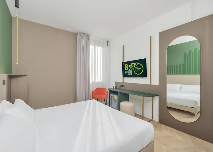 Hotel First 4*