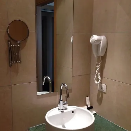 Hotel First 4*